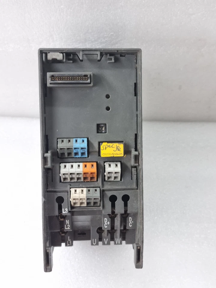SIEMENS MICROMASTER 420 6SE6420-2AB15-5AA0 MADE IN UNITED KINGDOM Without Remote